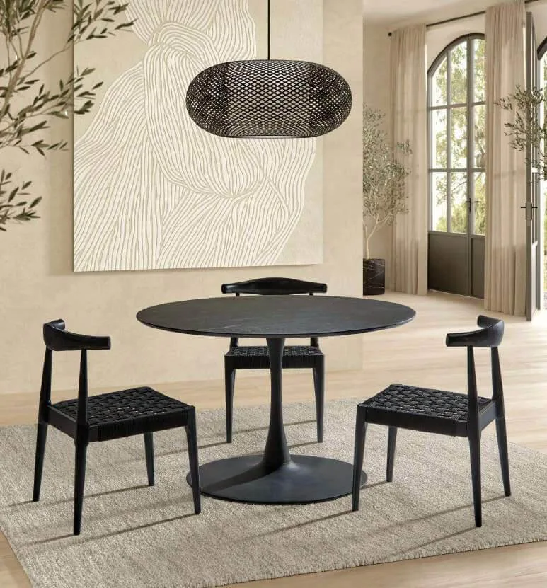 Silla de cuerda negra